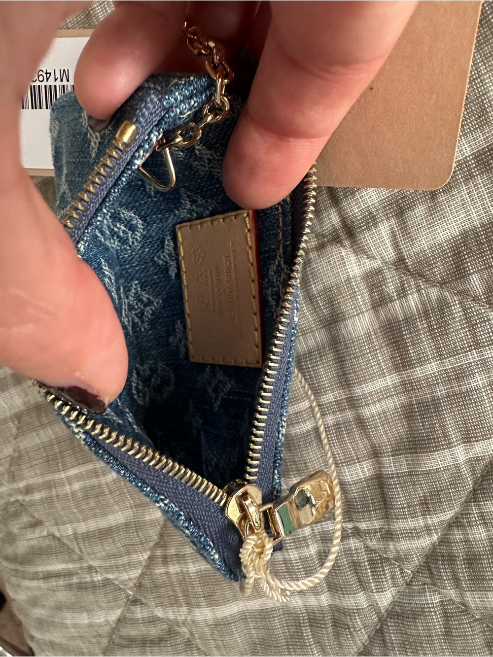 LV x TM Denim cerises Key Pouch with Limited stickers/ dustbag/ box, No Offers - Picture 4 of 8